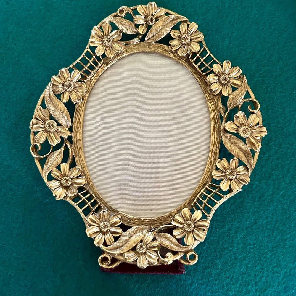 Vintage Matson gold photo frame